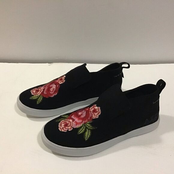 Women’s Casual slip on sneakers size 6 - Picture 4 of 9